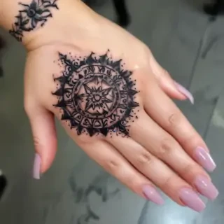 cute hand tattoos for black females