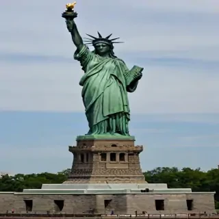 liberty statue png