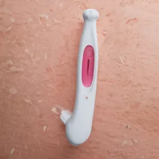 pregnancy test images positive