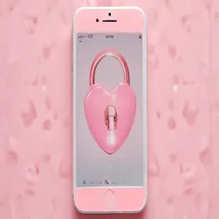 pink lock screen