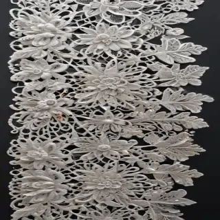 png lace