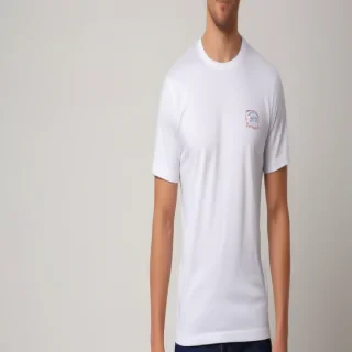 t shirt png white