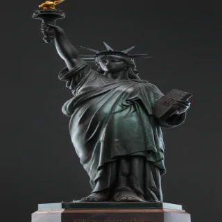 liberty statue png
