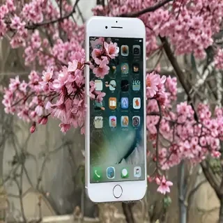 spring iphone