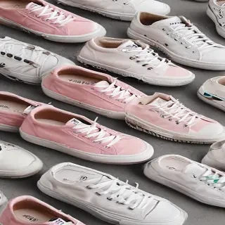 aesthetic shoes wallpaper