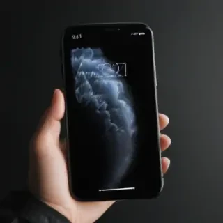 black iphone wallpapers 4k
