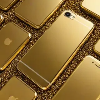 gold iphone wallpaper