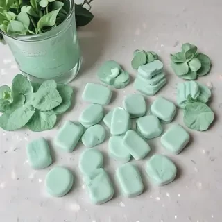 mint green aesthetic