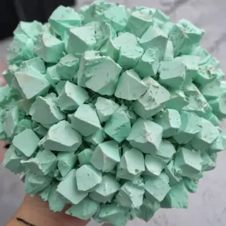 aesthetic mint green