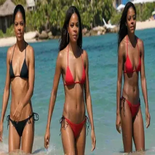 naomie harris bikini