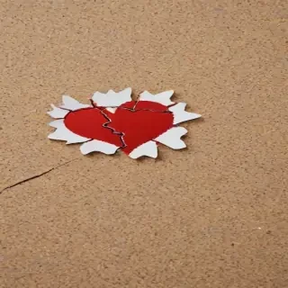 backgrounds broken heart