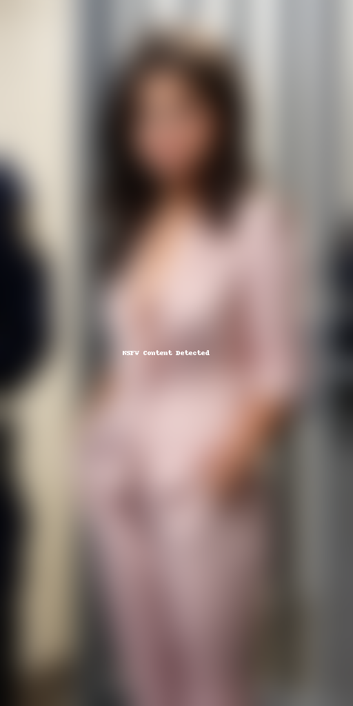 selena gomez jail