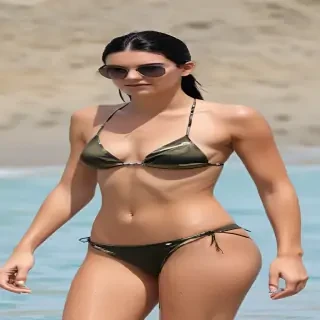 Kendall Jenner in bikini