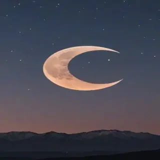 aesthetic crescent moon