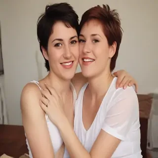 lesbian on lesbian pics