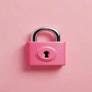 pink lock screen