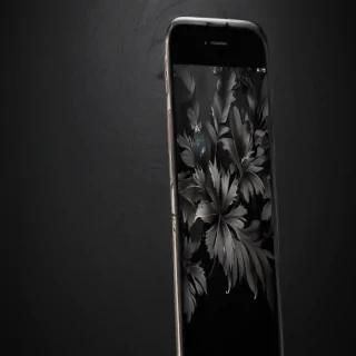 black wallpaper phone