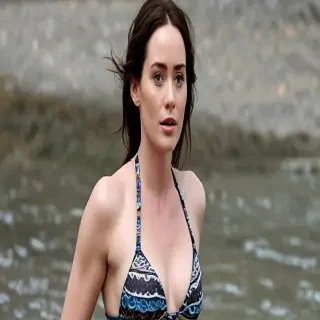 Emily Blunt in bikini