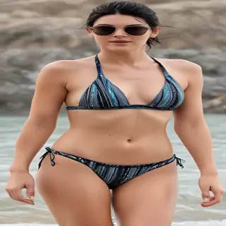 Kendall Jenner in bikini