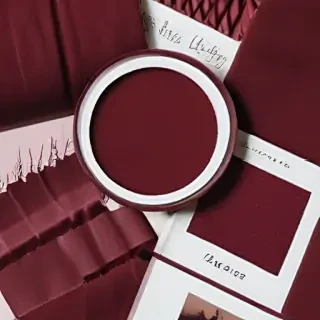 maroon aesthetic