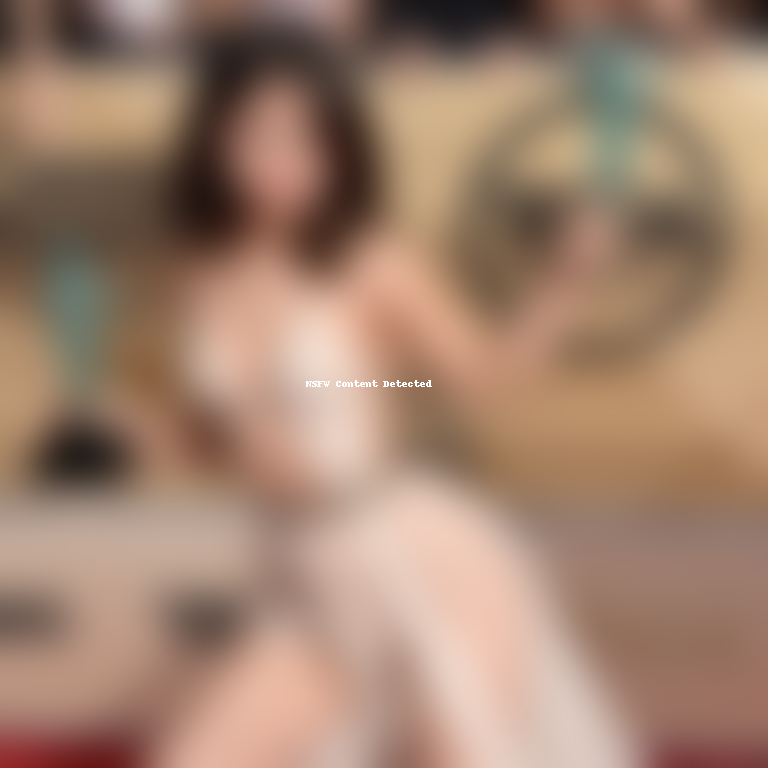 selena gomez sag awards