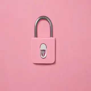 pink lock screen