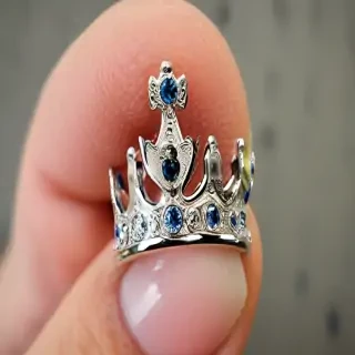 kings crown piercing