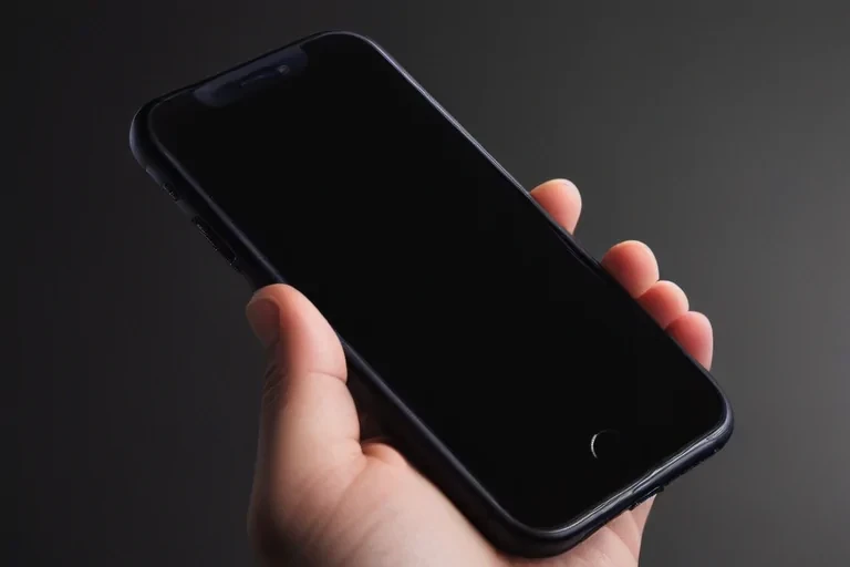 dark wallpaper iphone aesthetic