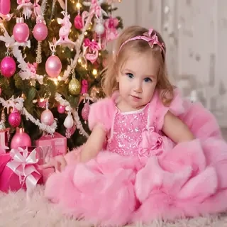 pink christmas pictures