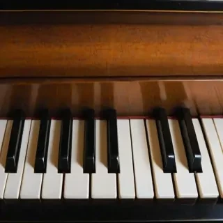 piano keys