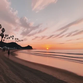 beach sunset aesthetic
