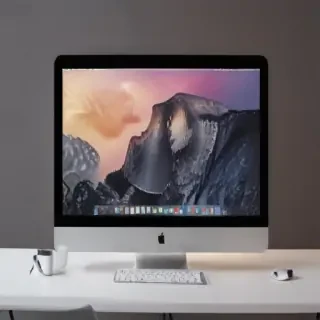 minimal aesthetic desktop wallpaper