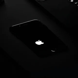 dark iphone wallpaper aesthetic