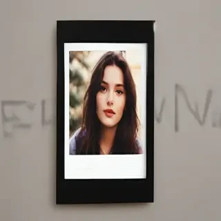 aesthetic polaroid frame
