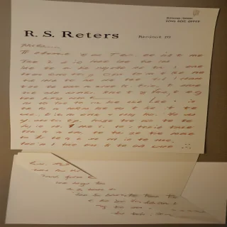 r letter photos