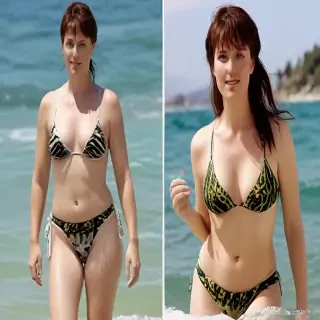 lucy lawless bikini