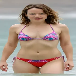 Rachel McAdams in bikini