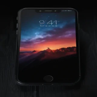 iphone black wallpaper