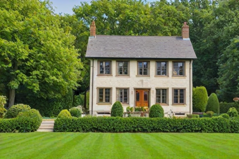 house back ground