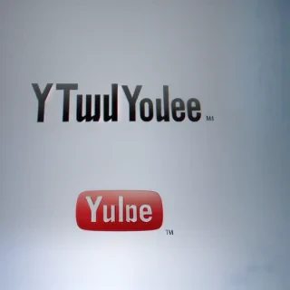 youtube logo