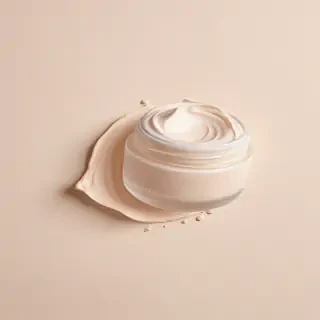 aesthetic cream background