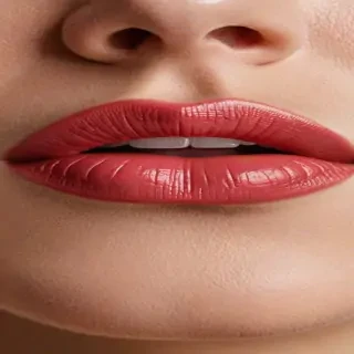 lips no background