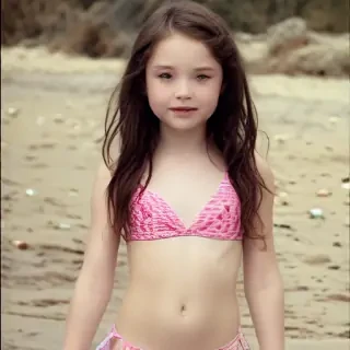 mackenzie foy bikini