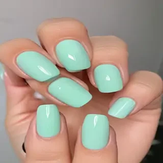 aesthetic mint green