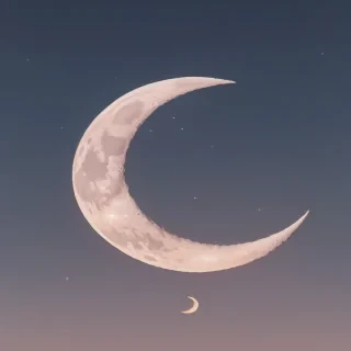 aesthetic crescent moon